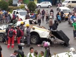 Mengerikan, Kecelakaan Maut Balikpapan, Truk Tronton Tabrak Sejumlah Kendaraan di Lampu Merah