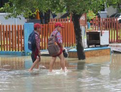 Hujan Sampai Akhir Juli, BPBD Ingatkan Warga Tetap Waspada