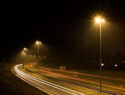 Sejumlah Lampu Jalan di Kota Mati