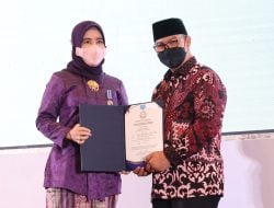 Sri Dewi Yanti Ilham Raih Penghargaan Tertinggi Keluarga Berencana Nasional