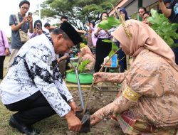 Gerakan Satu Siswa Satu Pohon Warnai Peringatan HGN di Bulukumba