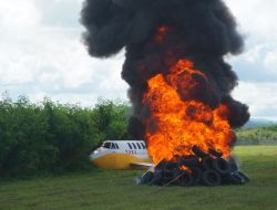 Crash Landing di Bandara Aroeppala Selayar, Pesawat ATR 72-500 Terbakar