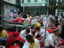 Gempa Bumi Cianjur, 56 Orang Meninggal Dunia dan 700 Luka-luka