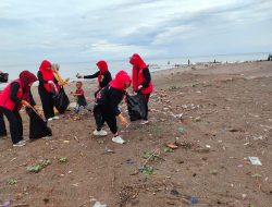 Peringati Hari Peduli Sampah, PIM Bulukumba Sasar Pantai Merpati