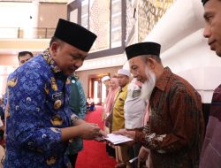 Bupati Bantaeng Salurkan Ratusan Juta untuk Insentif Guru Mengaji, Imam Masjid dan Pembina TPA