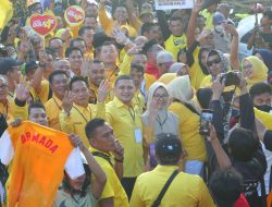 Golkar Makassar Daftar Bacaleg Dikawal Ratusan Simpatisan