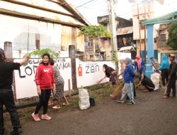 Aksi Bulukumba Bersih Dimulai, Andi Herfida Muchtar Pimpin Ibu-ibu Gotong Royong Bersihkan Lingkungan