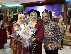IAS Hadiri Wisuda Puteri Bungsunya di Universitas Padjadjaran Bandung
