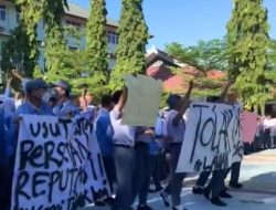 Siswa SMAN 17 Makassar Demo, Tuntut Kepala Sekolah yang Dinilai Otoriter