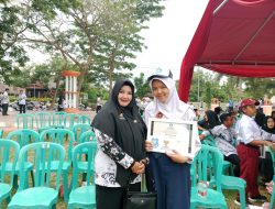 Siswi SMPN 9 Bulukumba Raih Penghargaan di Hari Guru