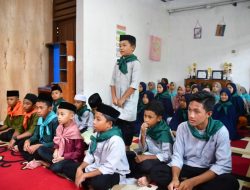 Kunjungi Camp Tahfizh Quran di Sinjai Tengah, Cut Resmiati Beri Motivasi Kepada Peserta