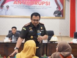 Jadi Narsum pada Sosialisasi Anti Korupsi, Kajari Selayar Imbau Kades jadi Panutan Bagi Masyarakatnya