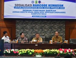 Pj Bupati Puji Komitmen AIUMKM Sinjai Dorong UMKM Naik Kelas