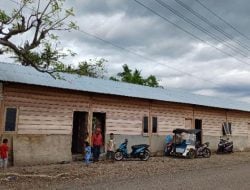 Warga Tergusur Mulai Tinggali Huntara