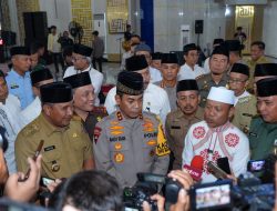 Pemprov-Forkopimda Sulsel  Zikir dan Doa Kebangsaan Pemilu Damai, Ustad Das’ad Ingatkan Jangan Baper