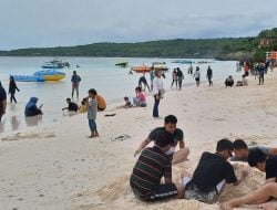 3.186 Wisatawan Berpekan Ceria di Tanjung Bira