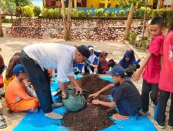 Peringati Hari Lingkungan Hidup, SMPN 17 Bulukumba Gencarkan Gerakan Pembuatan Pupuk Kompos dari Sampah