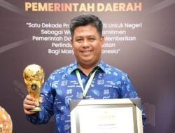 Pemkab Bulukumba Terima UHC Awards 2024