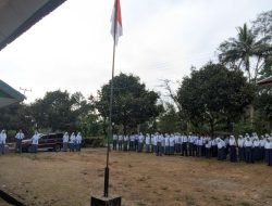 Laksanakan Upacara Bendera, Kamad MAS Darul Qalam Bulukumba Ajak Tingkatkan Kedisiplinan dan Nasionalisme 