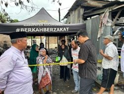 Wabup Bulukumba Serahkan Bantuan Kepada Korban Kebakaran BTN 1