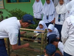 Asah Kemampuan, Siswa MTs Bontosunggu Buat Kerajinan dari Bahan Alam