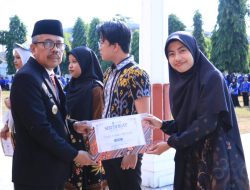 Nurul Fahira Pustakawan SMAN 8 Juara 3 Lelang Karya Pemuda Tingkat Kabupaten