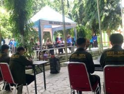 Empat Paslon Ketua dan Wakil Ketua OSIS SMKN 1 Debat