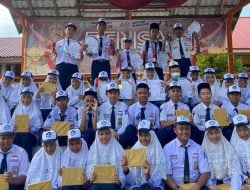 Atlit Karate SMPN 1 Bawa Pulang Tujuh Medali Emas di Kerjurda Inkanas Sulsel