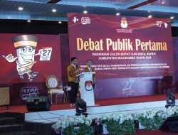 Pasangan JADIMI Tampil Kompak di Panggung Debat Pertama, Saling Melengkapi Argumen