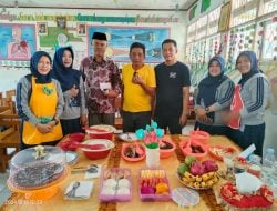 Lomba Menu Sehat Antar Guru Meriahkan Porseni SDN 2 Terang-Terang 