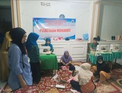 Tingkatkan Kreativitas Warga, Pemdes Topanda Gelar Pelatihan Menjahit