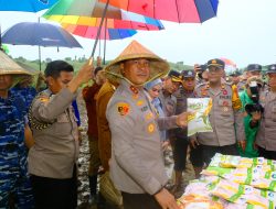 Kapolda Sulsel Hadiri Kegiatan Tanam Jagung Serentak di Jeneponto