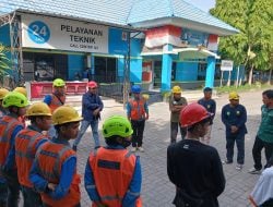 Tingkatkan Keandalan Pasokan Listrik di Desa Garuntungan, PLN ULP Panrita Lopi Lakukan Pekerjaan Rekonduktor Jaringan