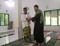 Pemerintah Desa Tamatto Salurkan Insentif untuk Imam dan Guru TPA, Dukung Peningkatan Kesejahteraan dan Religiusitas Masyarakat