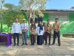 Kepala MA YPPI Bulukumba Berikan Penghargaan Kepada Peserta Didik Berprestasi